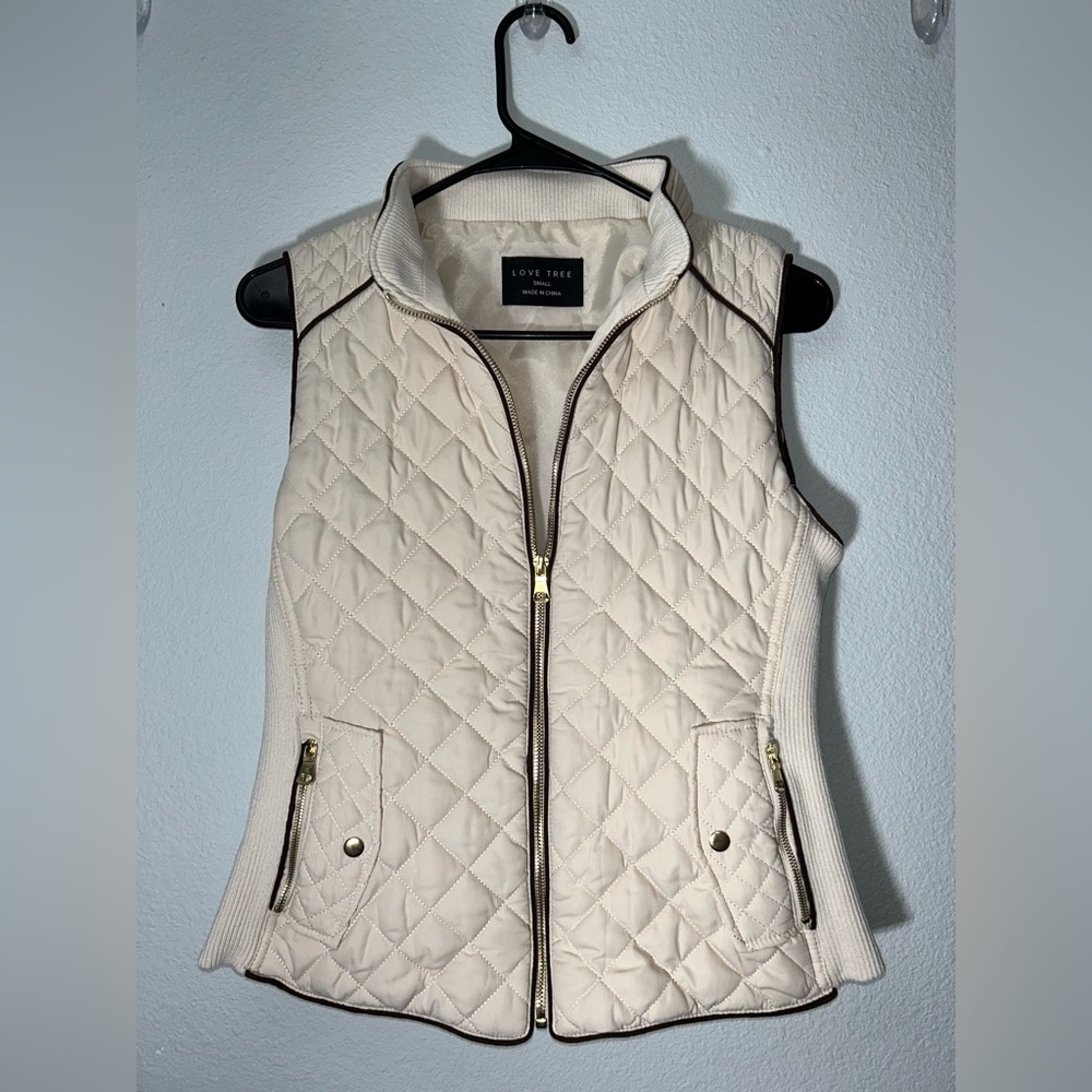 Love Tree Cream Quilted Vest - Size S